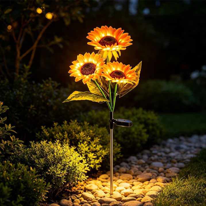 Solar Powered LED Sunflower Shaped 3 Head Light.