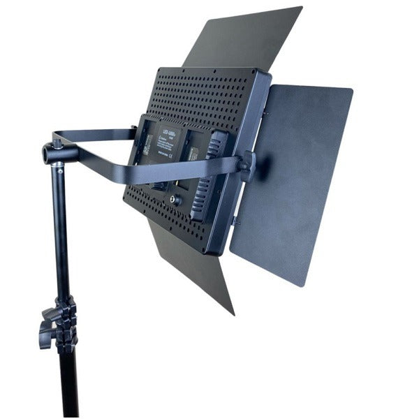 JG20375610 LED 660 Pro RGB LED Series Studio Light 40W With Remote Control.