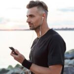 LY-E15 LYLALA Lightning Pin Stereo Earphones